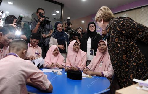 SG02-041019-ROHINGYA-SEKOLAH-BN201910023020_04102019