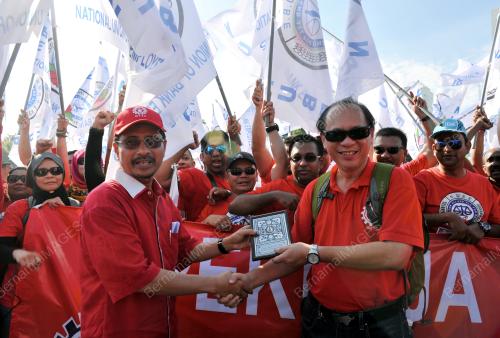SG02_01052015_HARI_PEKERJA