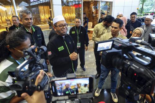 DR. ZULKIFLI HASAN