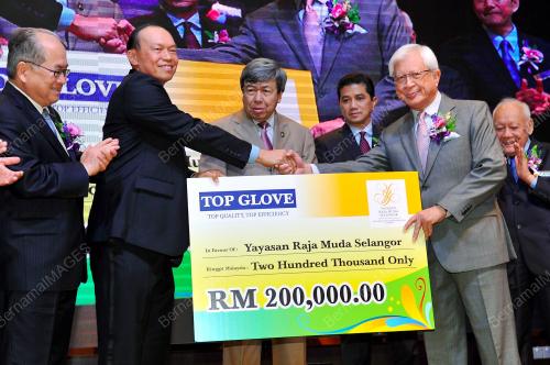 SG02_01102015_TOP_GLOVE