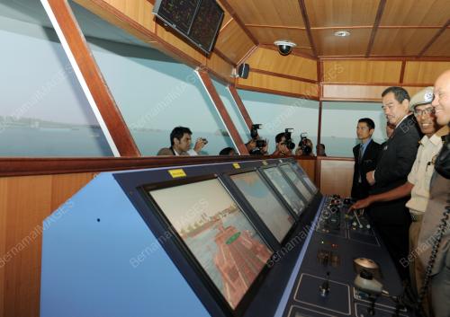 SG02_01112012_HARI_MARITIM