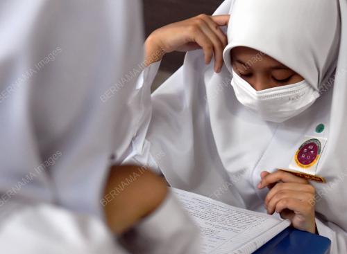 HARI PERTAMA SPM 2021