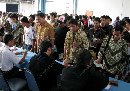 MANGSA TONGKANG KARAM PULANG