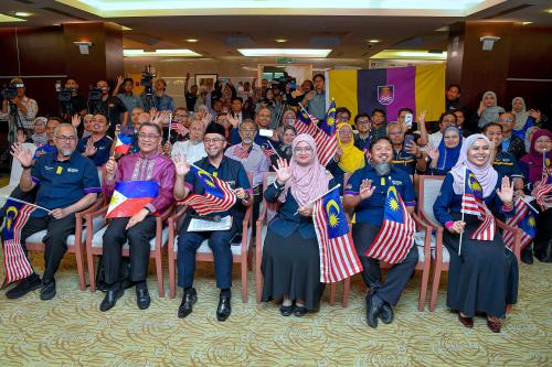PROF DATUK DR SHAHRIN SAHIB @ SAHIBUDDIN