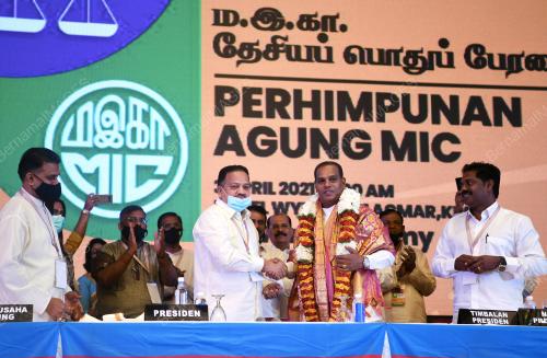 TAN SRI S.A VIGNESWARAN