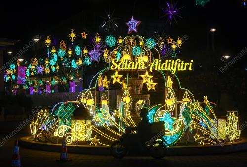 HIASAN LAMPU LED AIDILFITRI DI SUNWAY CITY