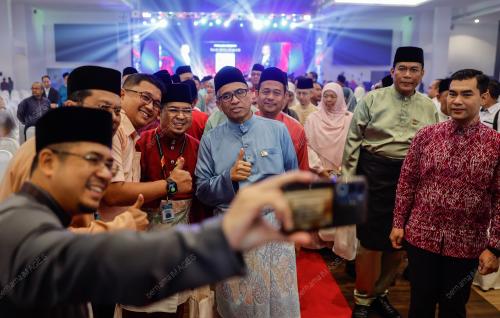 TAN SRI SHAMSUL AZRI ABU BAKAR