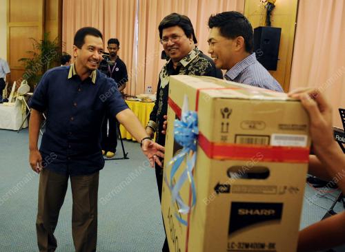 TUANKU MIZAN ZAINAL ABIDIN