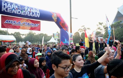 SG02_04082019_KARNIVAL_3W_BN201908016905