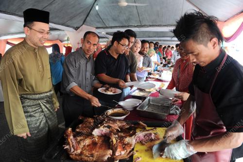 SG02_04092013_JAMUAN_RAYA