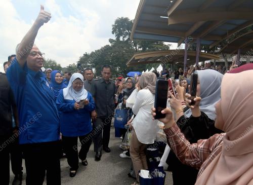 DATUK SERI ISMAIL SABRI YAAKOB