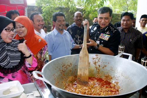SG02_05092012_MAJLIS_RAYA