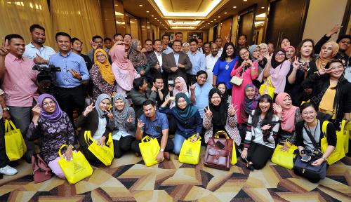 SG02_05102018_HI-TEA_BN2018010039870