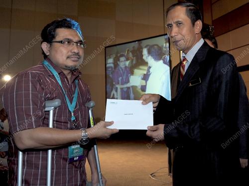 SG02_06032012_RASMI_PEJABAT