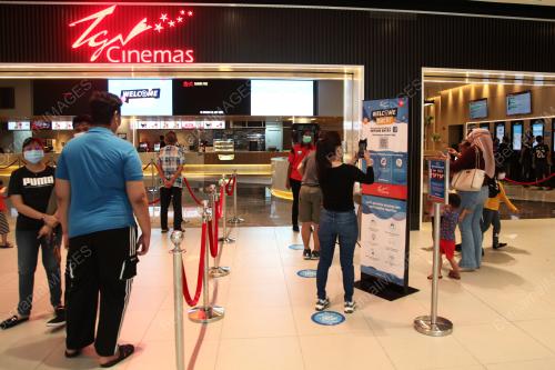 TINJAUAN PANGGUNG WAYANG