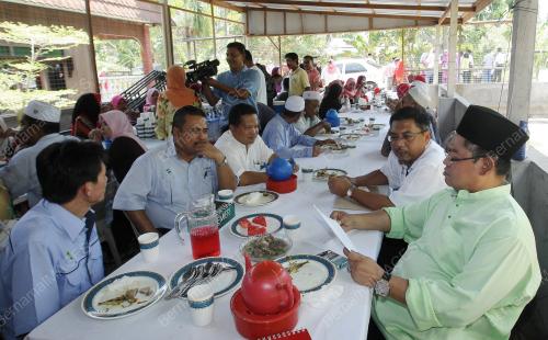 DATUK SERI NOH OMAR