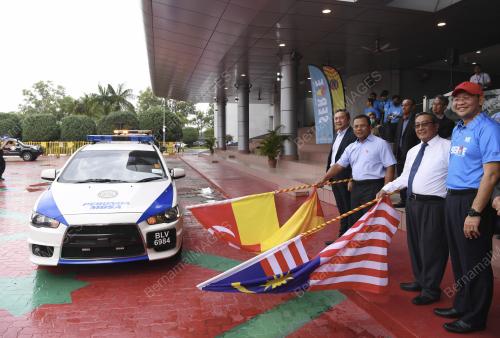 DATUK SERI AMIRUDIN SHARI