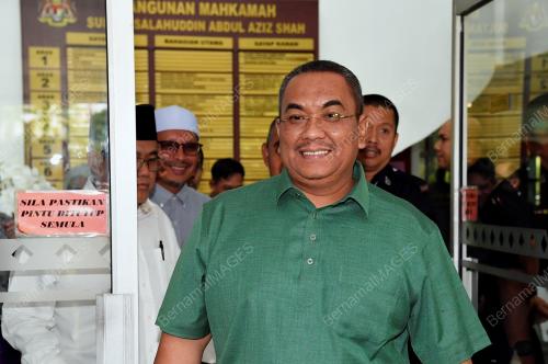 DATUK SERI SANUSI MD NOR