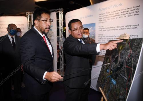DATUK SERI AMIRUDIN SHARI