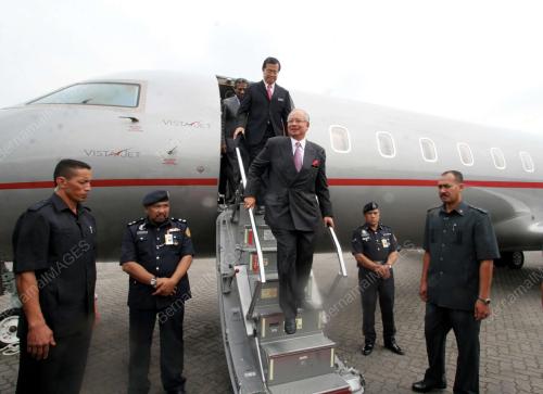 MOHD NAJIB TUN ABDUL RAZAK