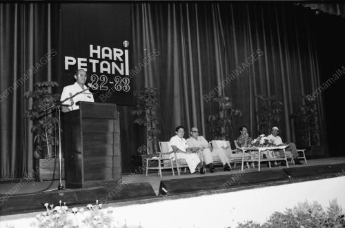 SAMBUTAN