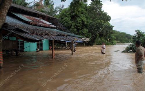 SG02_08052013_AIR_BANJIR