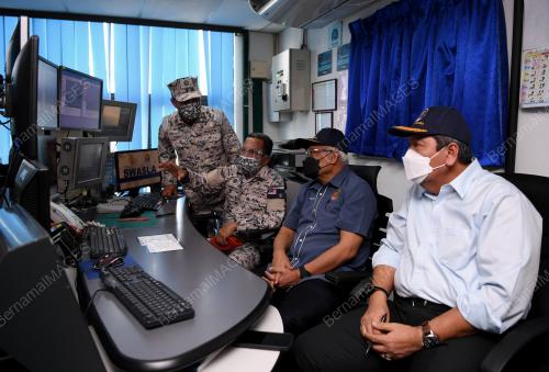 DATUK SERI HAMZAH ZAINUDIN