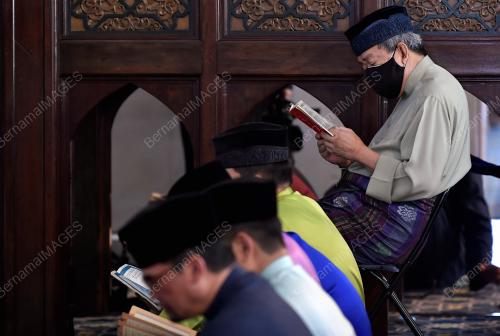 SULTAN SELANGOR SULTAN SHARAFUDDIN IDRIS SHAH