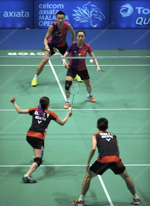 SG02_09042016_BADMINTON
