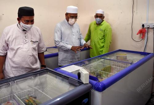 DATUK IDRIS AHMAD