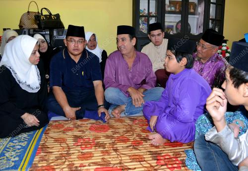 SG02_10082013_TAHLIL_WANITA