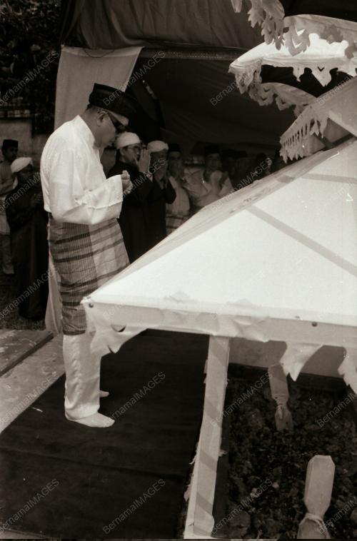 SULTAN SALAHUDDIN ABDUL AZIZ SHAH