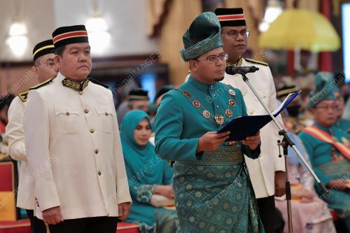 DATUK SERI AMIRUDIN SHARI