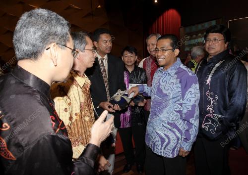 SG02_12022011_LIHAT