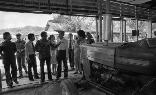 SG02_12032015_LAWAT_PUSAT