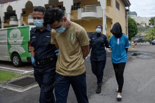 PASANGAN KEKASIH LANGGAR POLIS ELAK DITAHAN DIDAKWA DI MAHKAMAH MAJISTRET BANDAR BARU BANGI