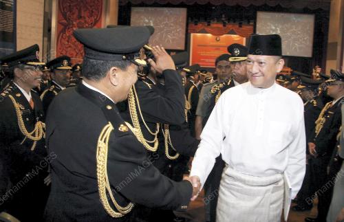 MOHAMED NAZRI ABDUL AZIZ