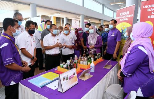 DATUK DR NOOR AZMI GHAZALI