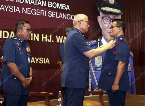 DATUK SERI MOHAMMAD HAMDAN WAHID