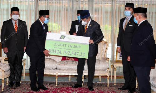 SULTAN SHARAFUDDIN IDRIS SHAH