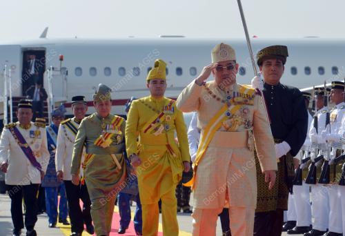 SG02_13122016_AGONG