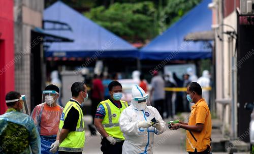 IMIGRESEN GEMPUR KAWASAN PKP SECARA PENTADBIRAN DI KUALA LANGAT