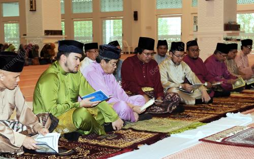 SG02_14072014_SULTAN_PUASA