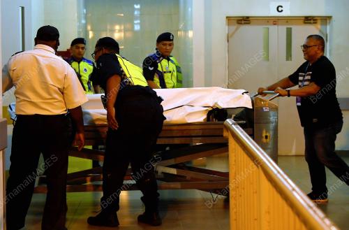 JENAZAH NIDZA AFHAM TIBA DI UNIT FORENSIK HOSPITAL SHAH ALAM