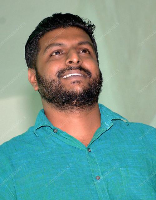 SG02_15022019_INKUES_BN201902140578