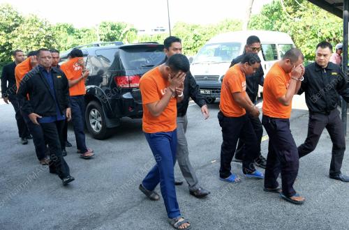 SG02_15032018_MAHKAMAH_BN201803141885