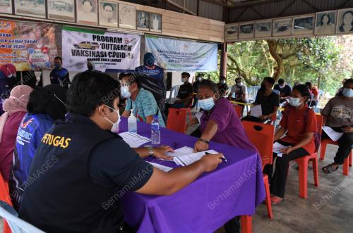 VAKSINASI ORANG ASLI