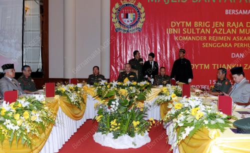 RAJA DR NAZRIN SHAH