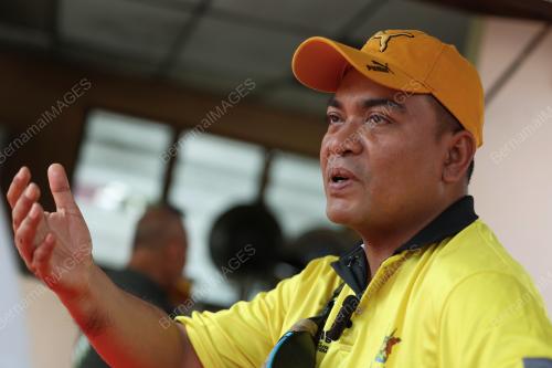 ZAIREEZAL AHMAD ZAINUDDIN