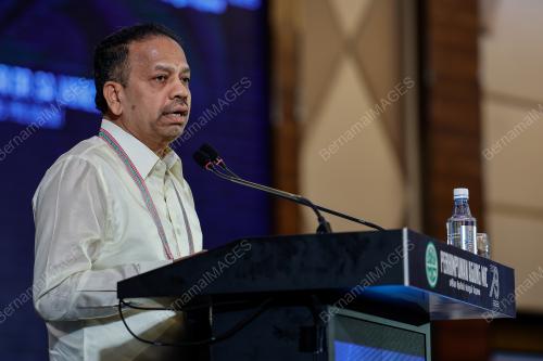 TAN SRI DR SA VIGNESWARAN